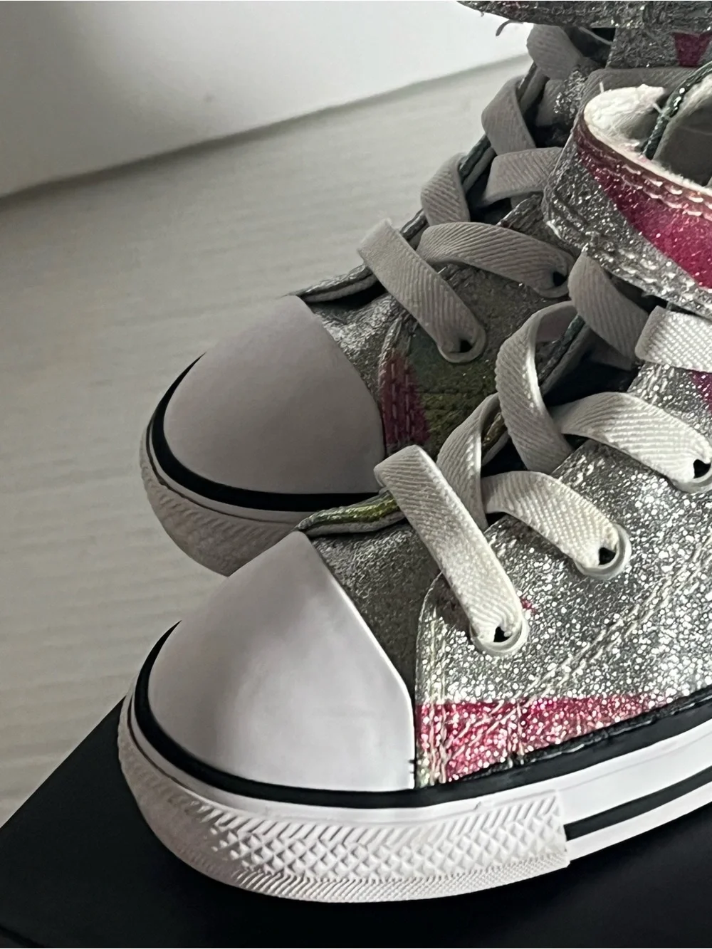 All Star size 9 good condition